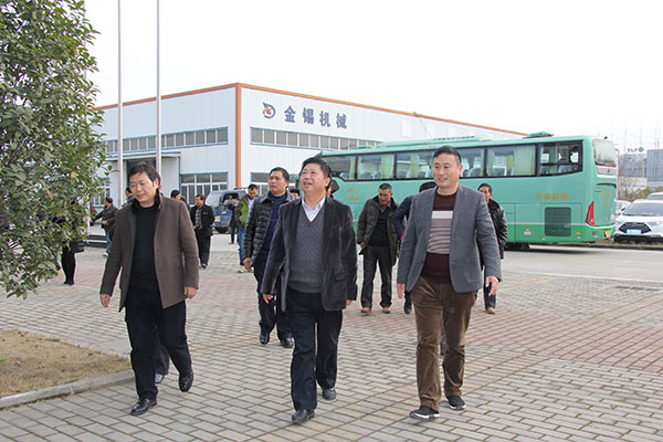 江蘇泗陽農機系統組團來公司進行糧食烘干技術培訓
